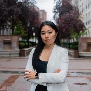 Meet your Posher, Gloria